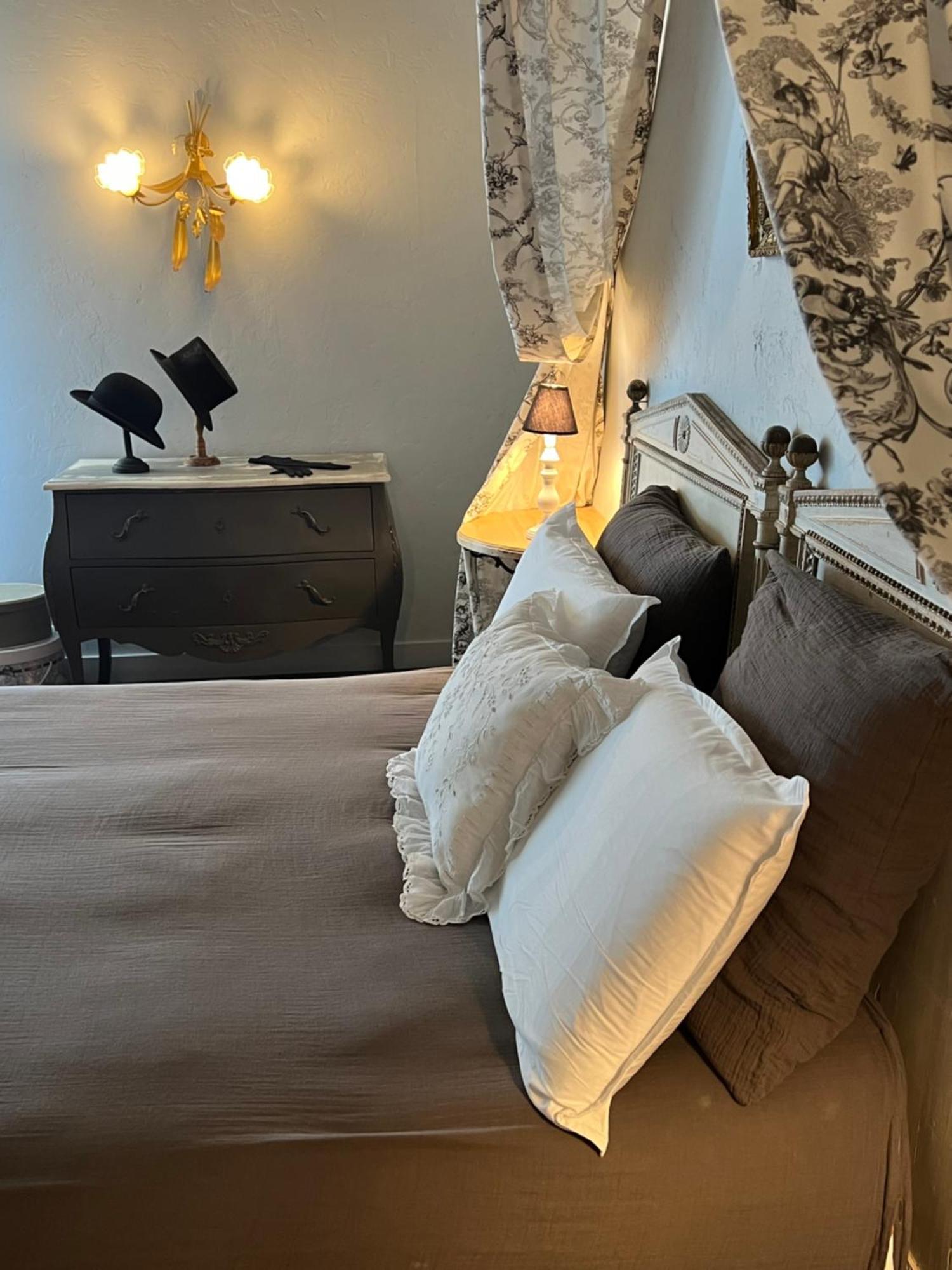Branges  Chambre D'Hotes Madame الغرفة الصورة